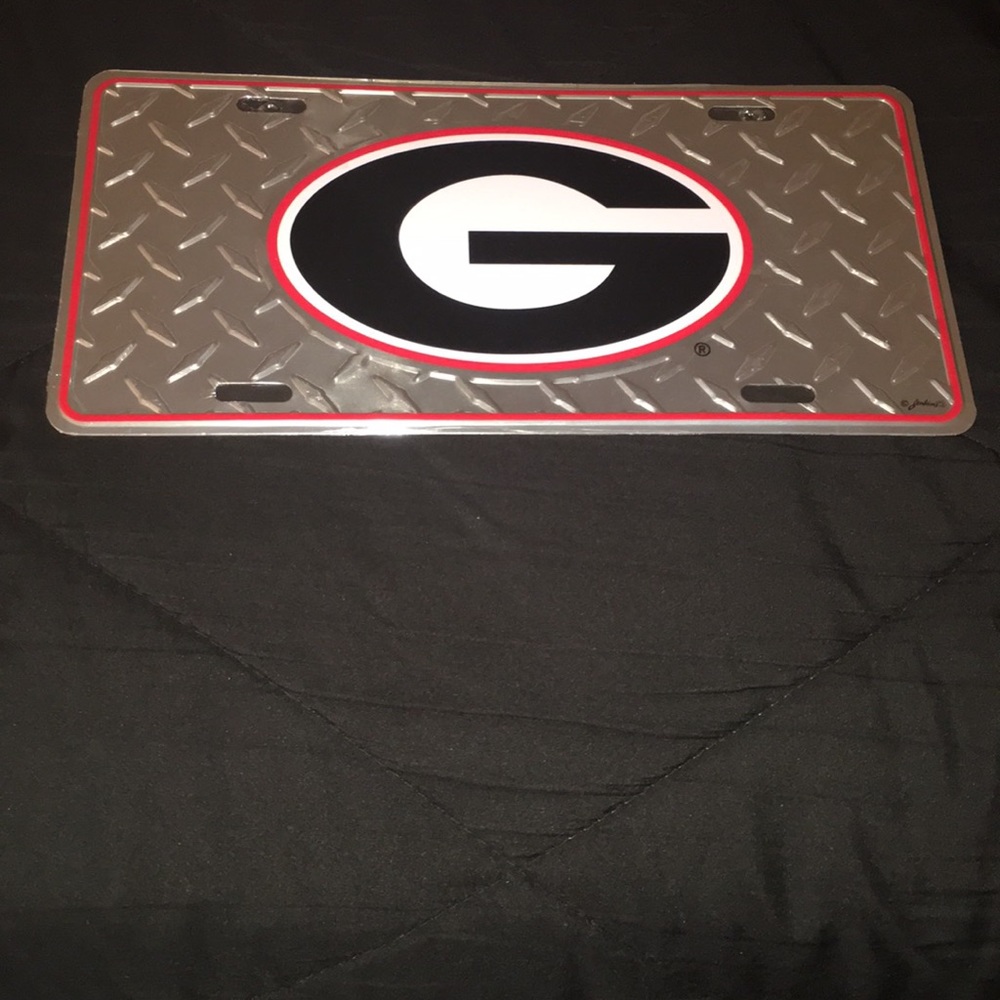 🔥Sale🔥$6..UGA Bulldogs tag..NWOT..still wrapped in plastic